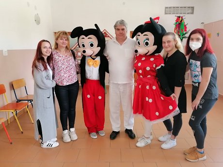Nursing students shared joy at the Children´s Day