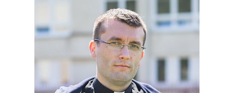 František, absolvent študijného programu katolícka teológia